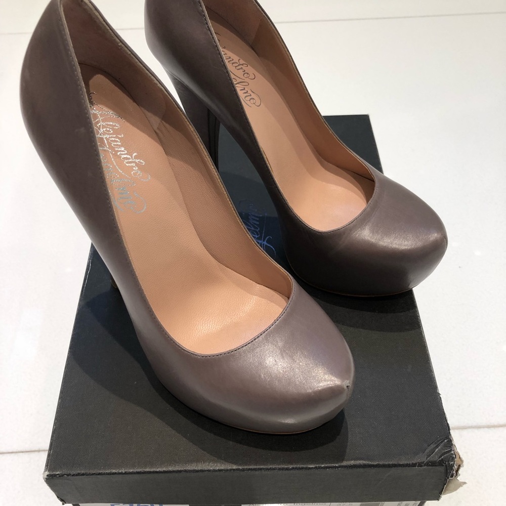 Alejandro ingelmo pumps - Picture 3 of 4